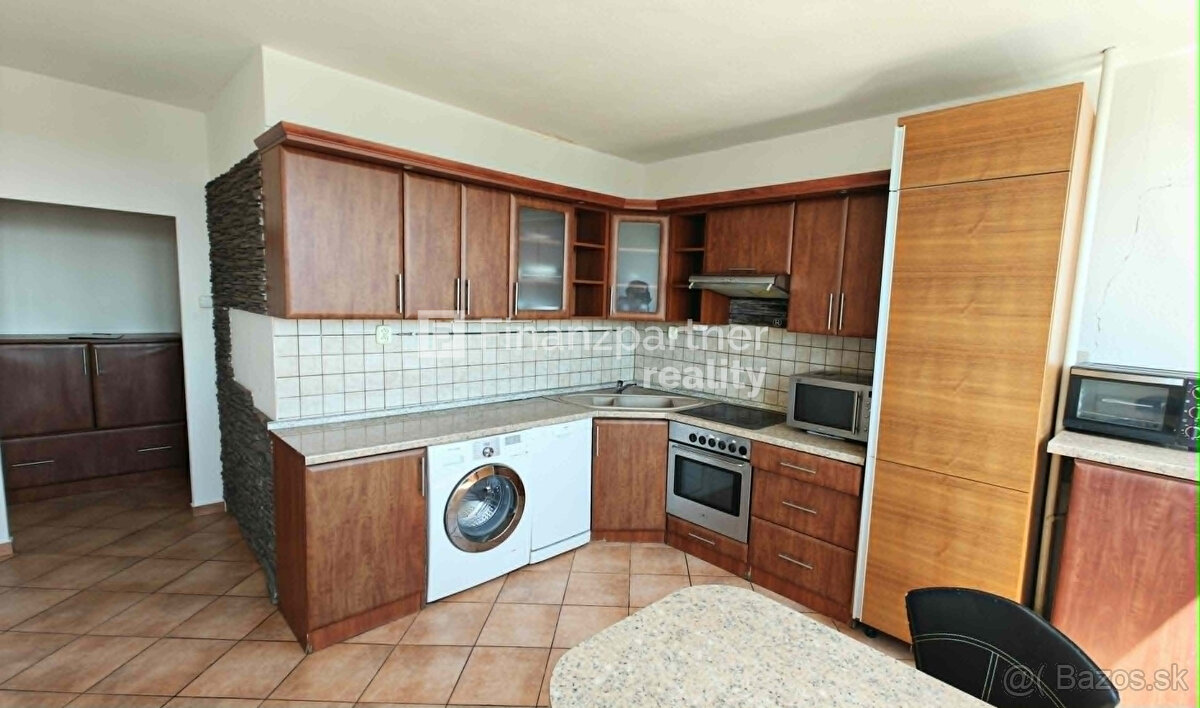 Predaj 3 izbový byt, 72 m², centrum mesta Nitra - Widok 2