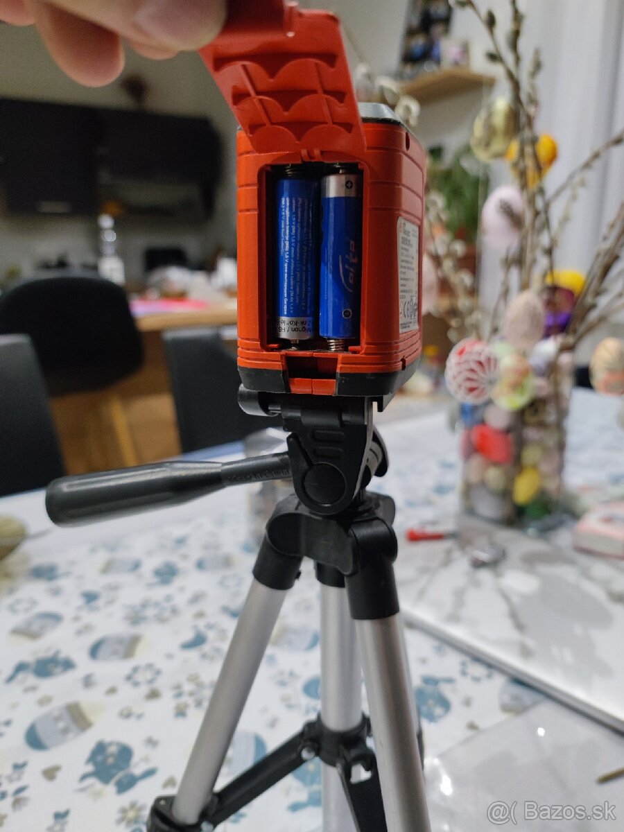 Krizovy liniovy laser - 2