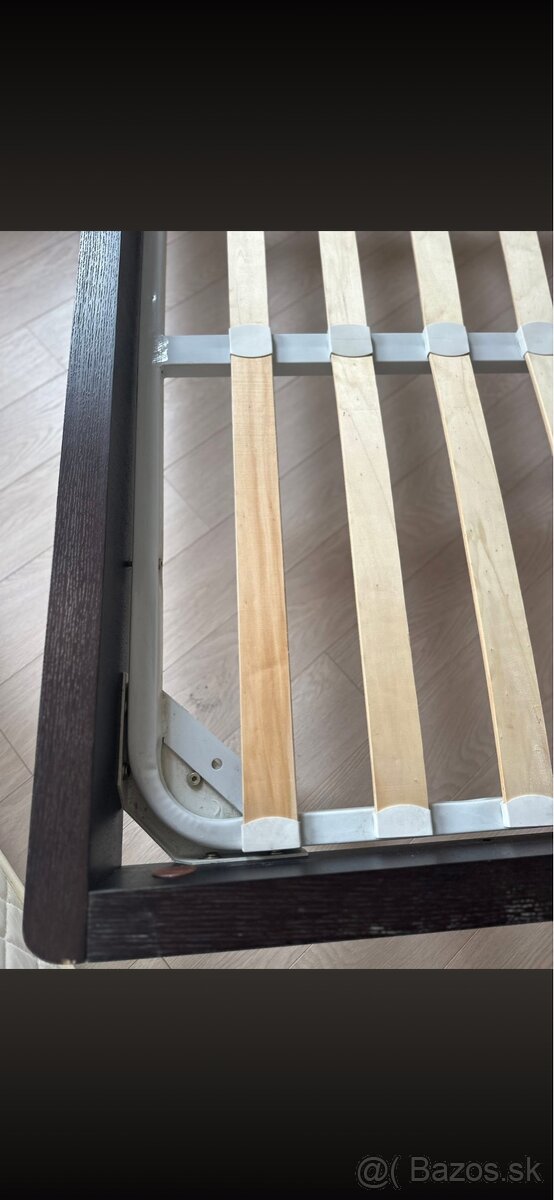 Posteľ + nočné stolíky - 2