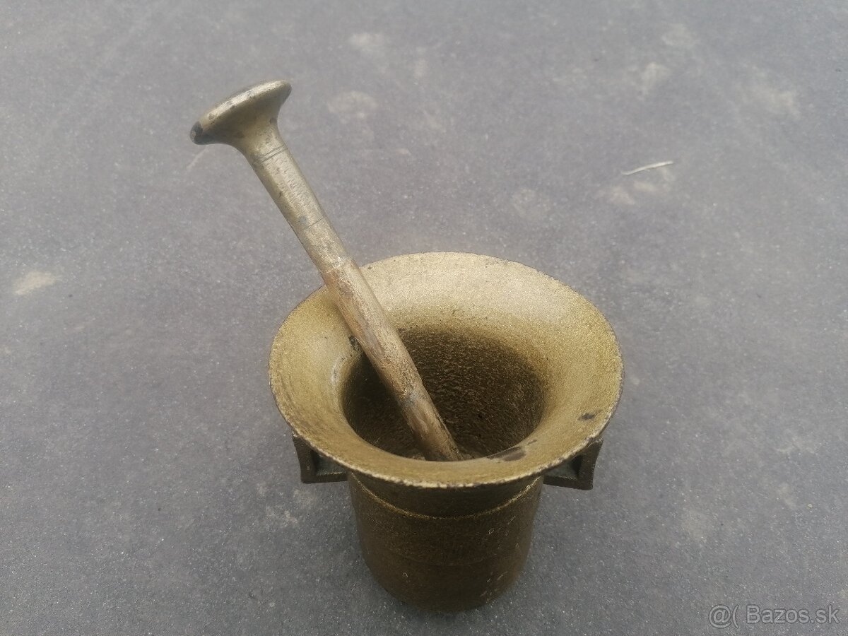 Predám starožitný mažiar - 2