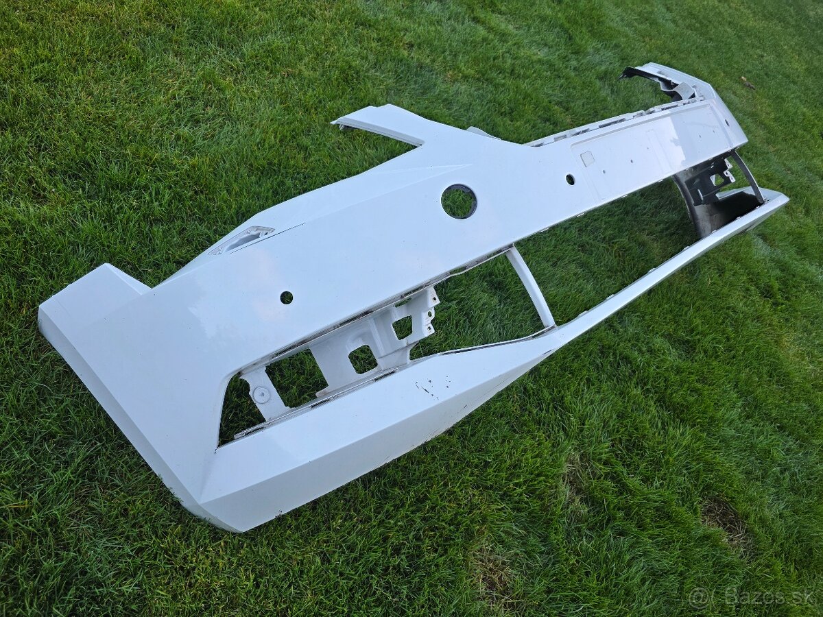 Škoda Superb III predný nárazník - 2