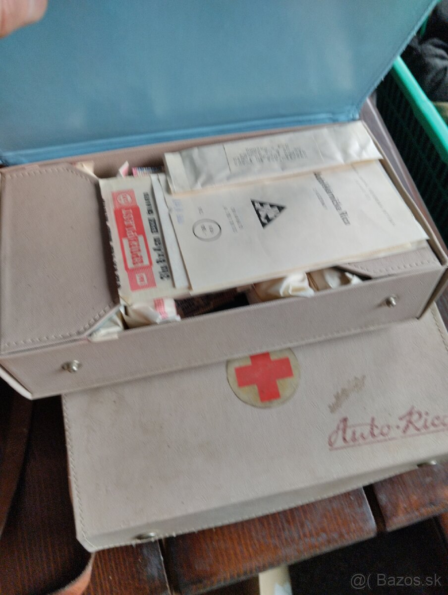 Auto lekárnička - 2