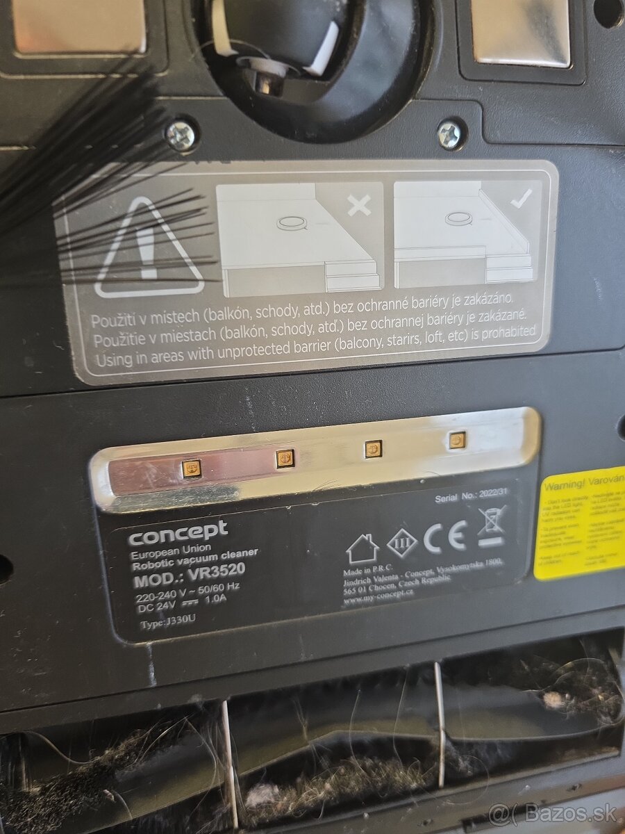 ROBOTICKÝ VYSÁVAČ - 2