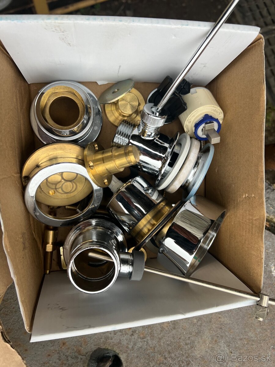 Vodovodné batérie a kúpeľňové komponenty - 2