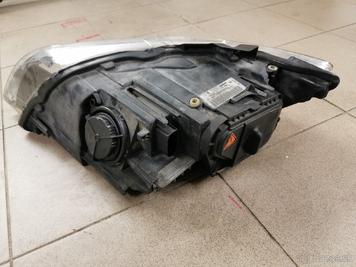 Svetlo audi q7 4L - 2