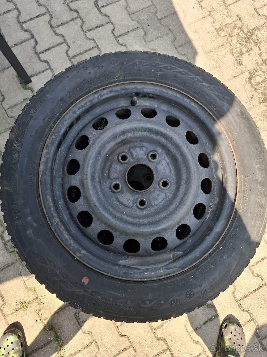 Zimné pneu 185/60R15 - 2