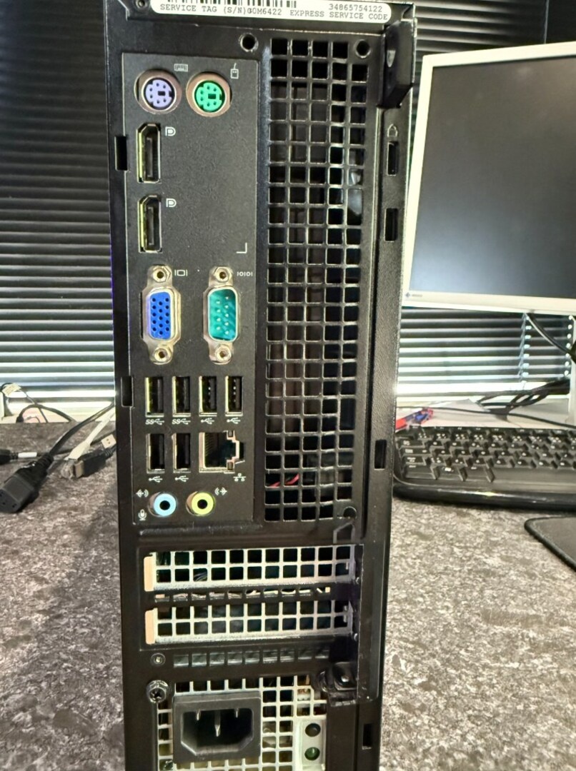 Počítač Dell OptiPlex 9020 – i5-4570 / LINUX MINT / 250G SSD - 2