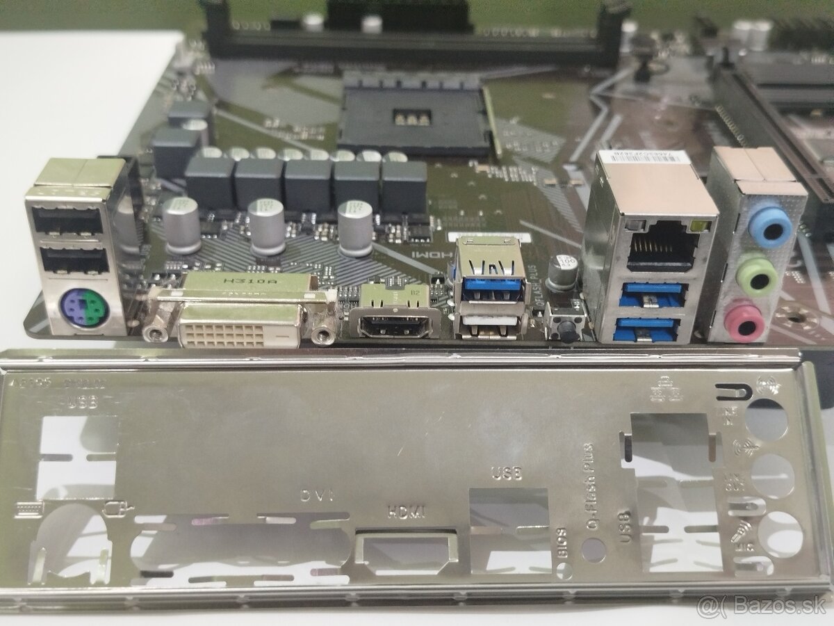 Predám základnú dosku Gigabyte A520M H (micro-ATX, socket AM - 2