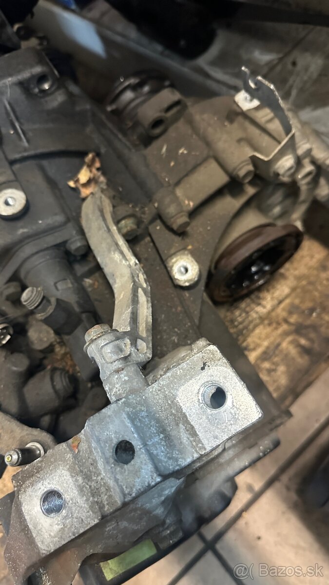 Predám prevodovku 1.9 TDi 77kw - 2