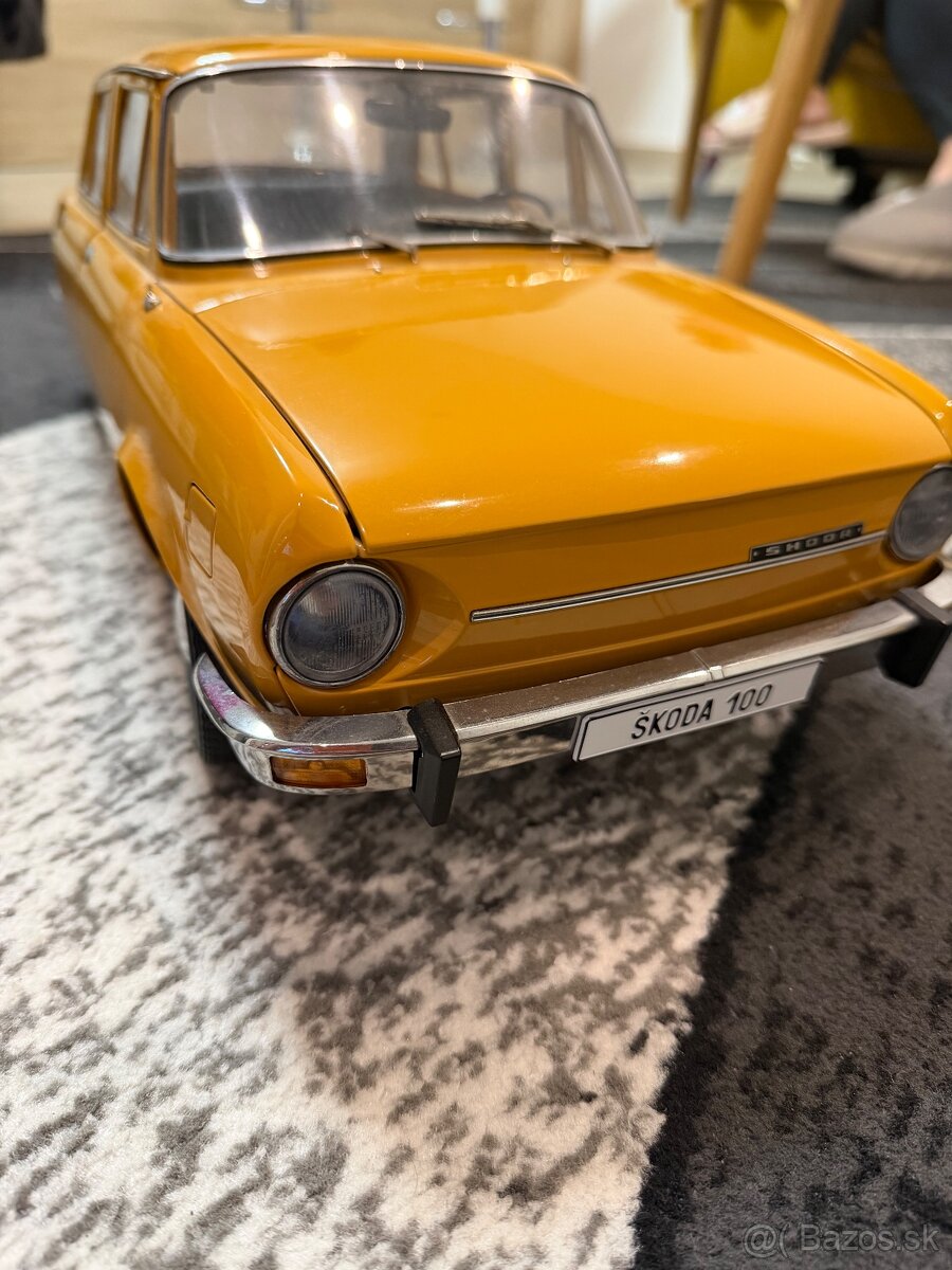 Škoda 100 DeAgostiny - 2