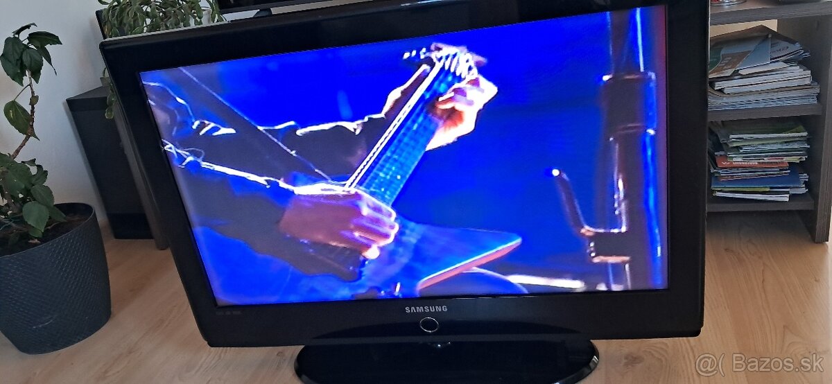 SAMSUNG lcd LE 32´´ / 82cm - 2