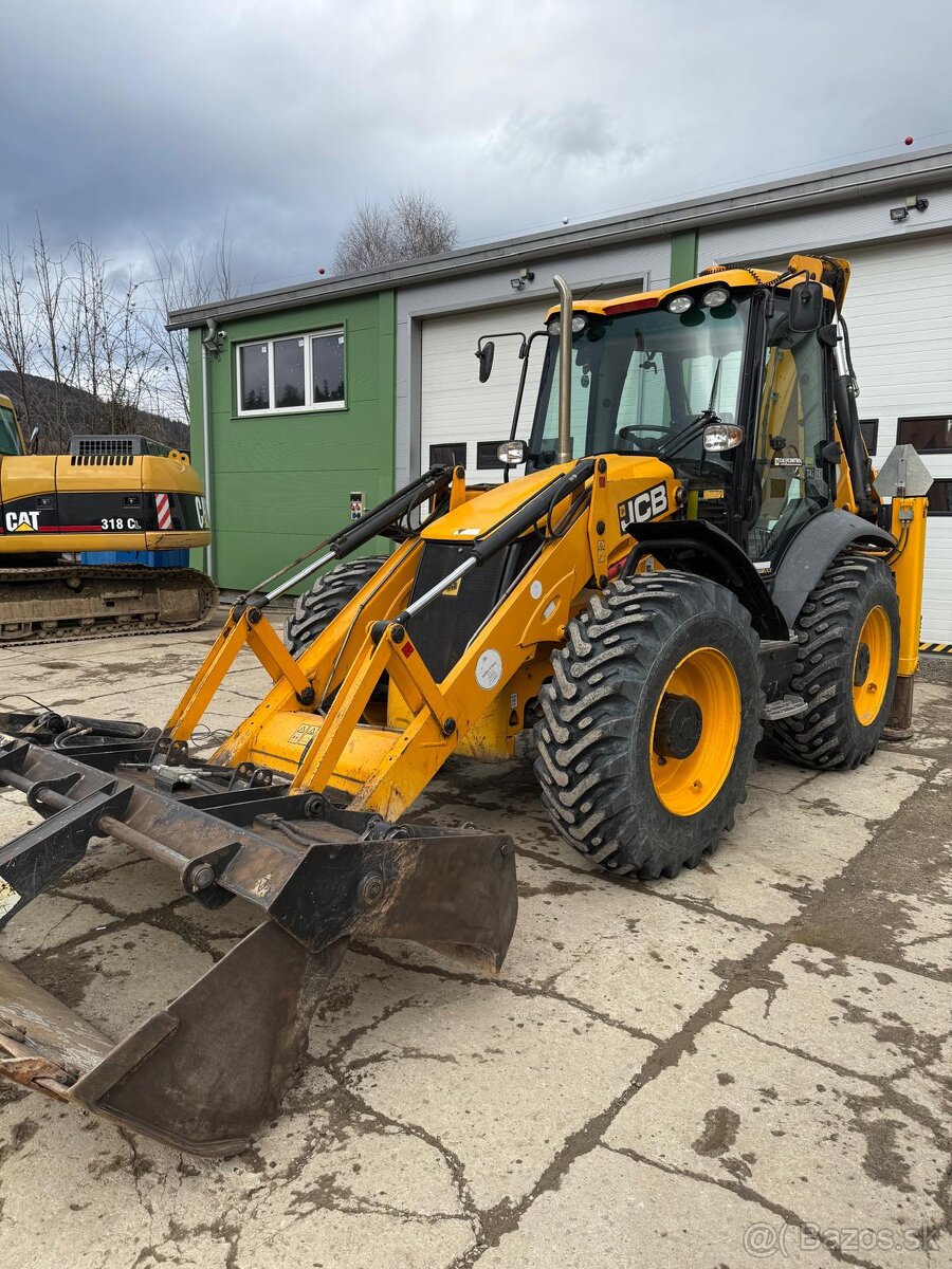 Predám traktorbáger JCB 4CX Sitemaster ECO - 2