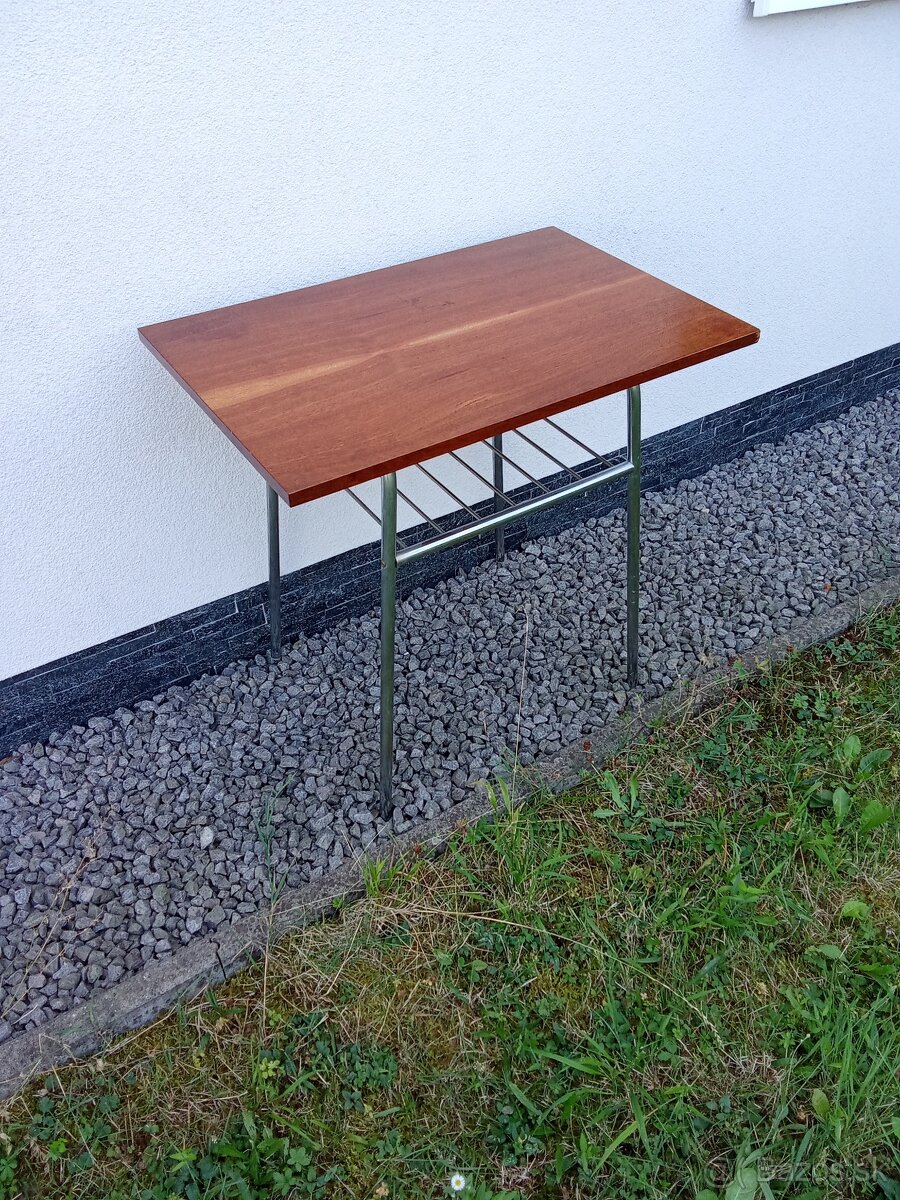 Starý stolík. - 2