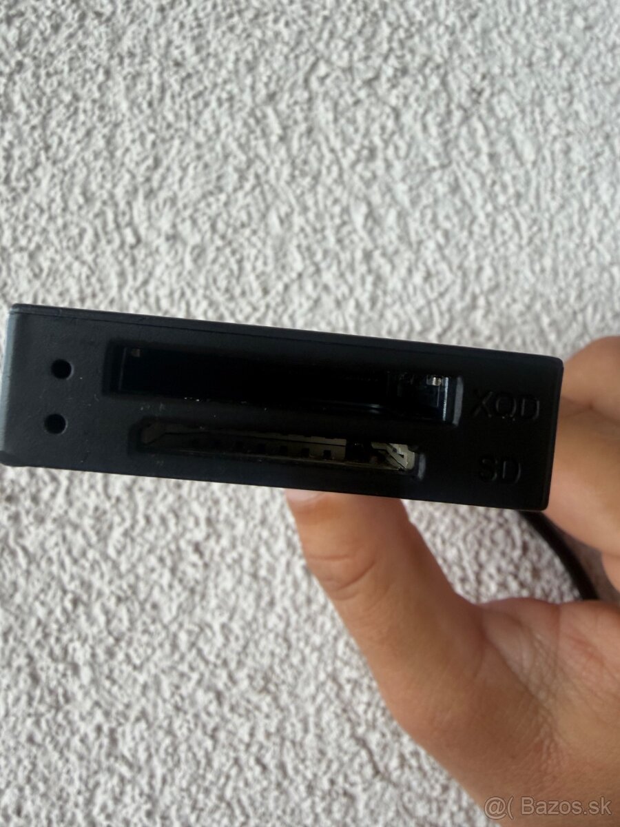 Vymením čítačku XQD a SD kariet - 2