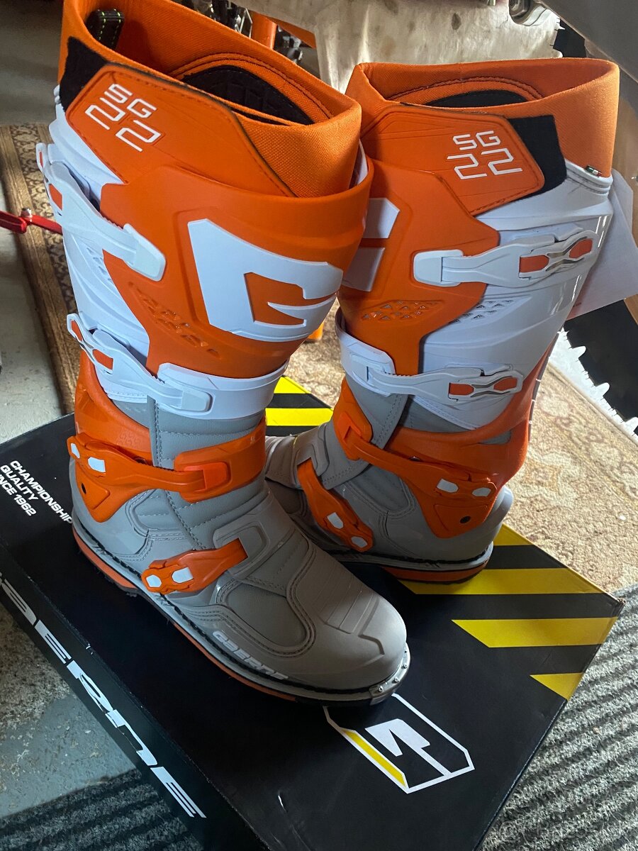 Gaerne SG12, SG22 - 2