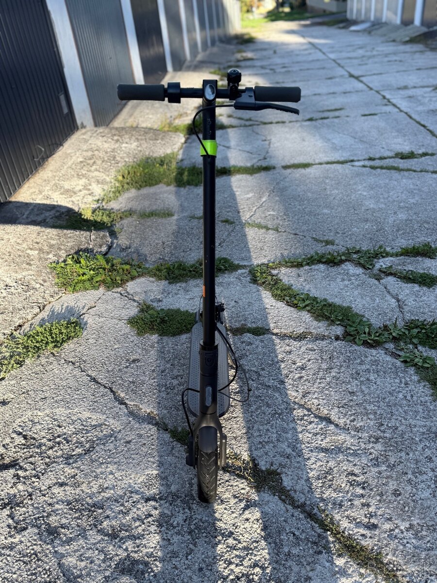 Predám Elektrickú kolobežku Xiaomi Mi Essential na ND - 2