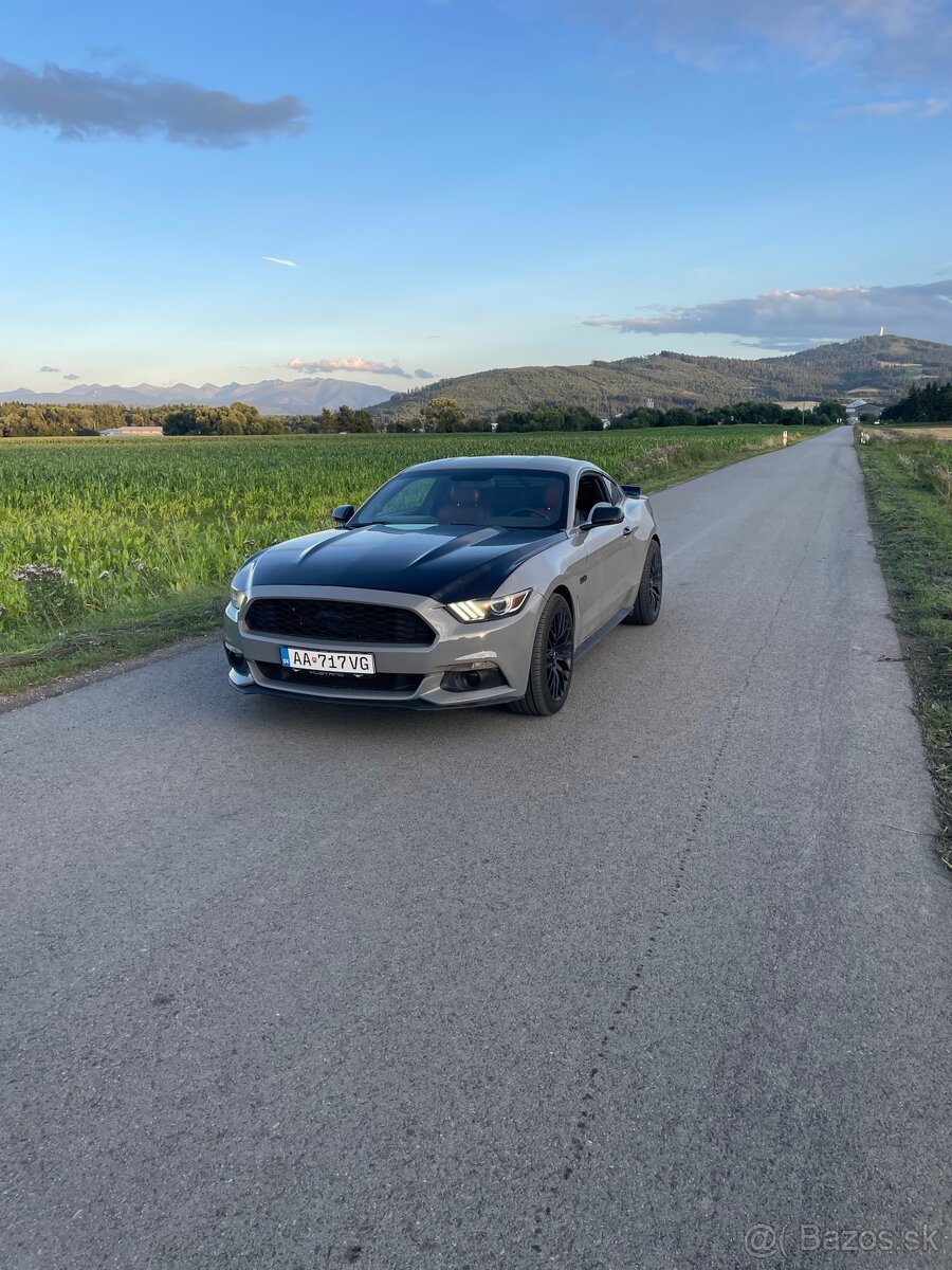 Ford mustang 5.0 v8 - 2