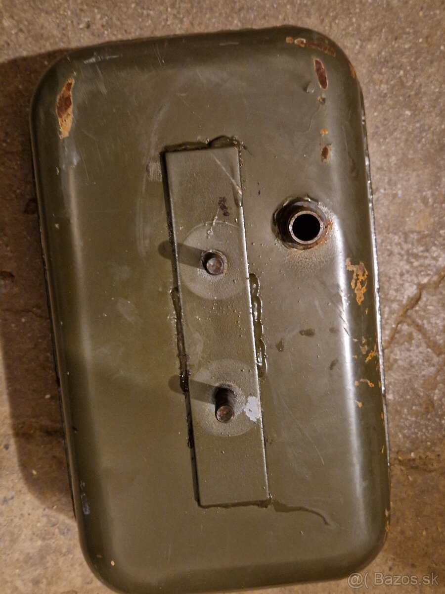 Nádrž na malotraktor Fortschritt E930 E931 - 2