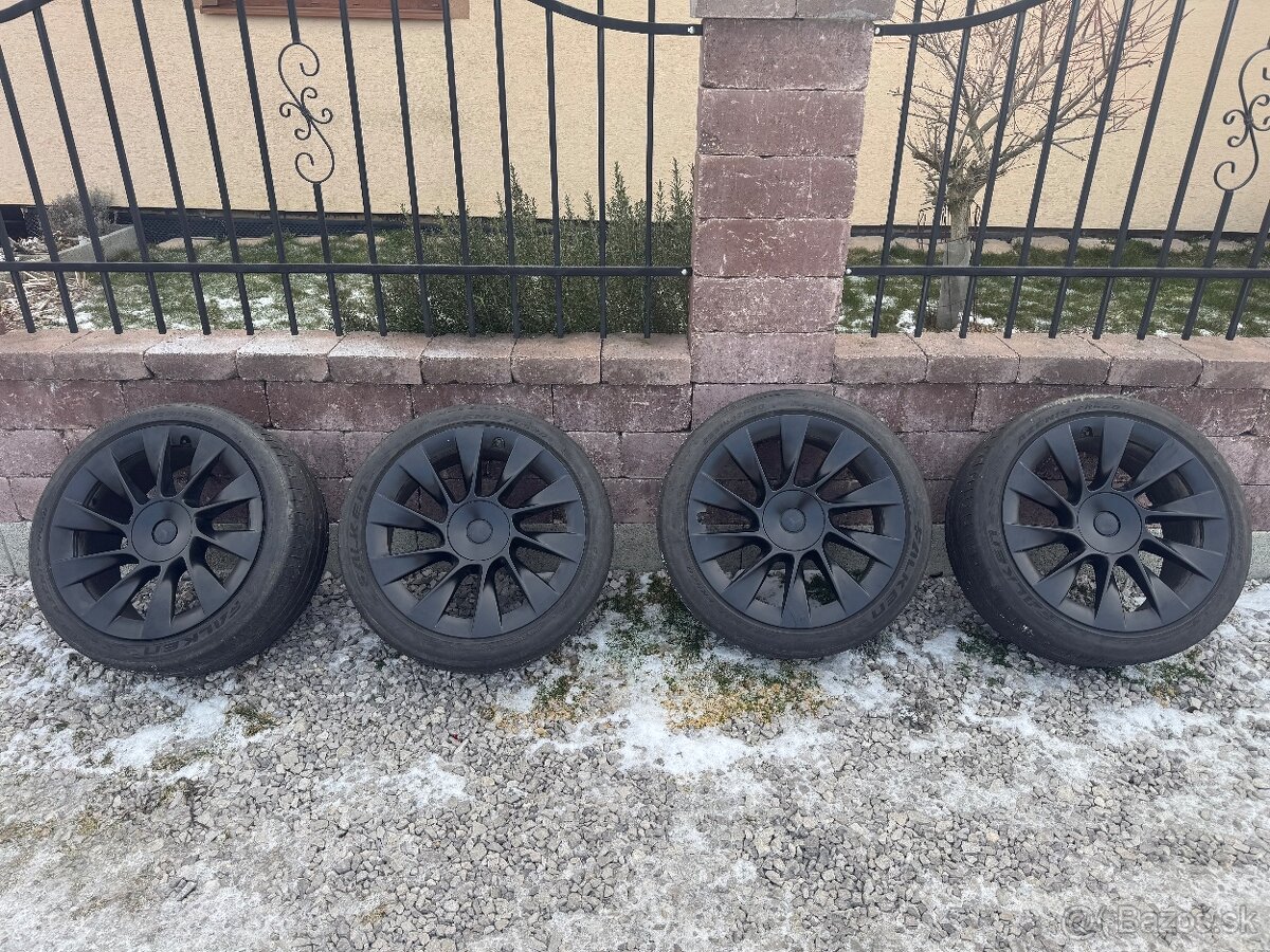 Predám Induction 20” originál Tesla Y kolesá 20x9,5J 5x114 E - 2
