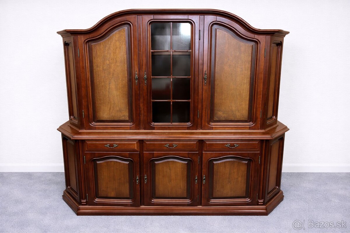 Starožitný nábytok - 2