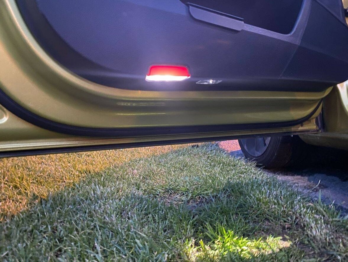 VAROVNE LED OSVETLENIE DO DVERI - 2