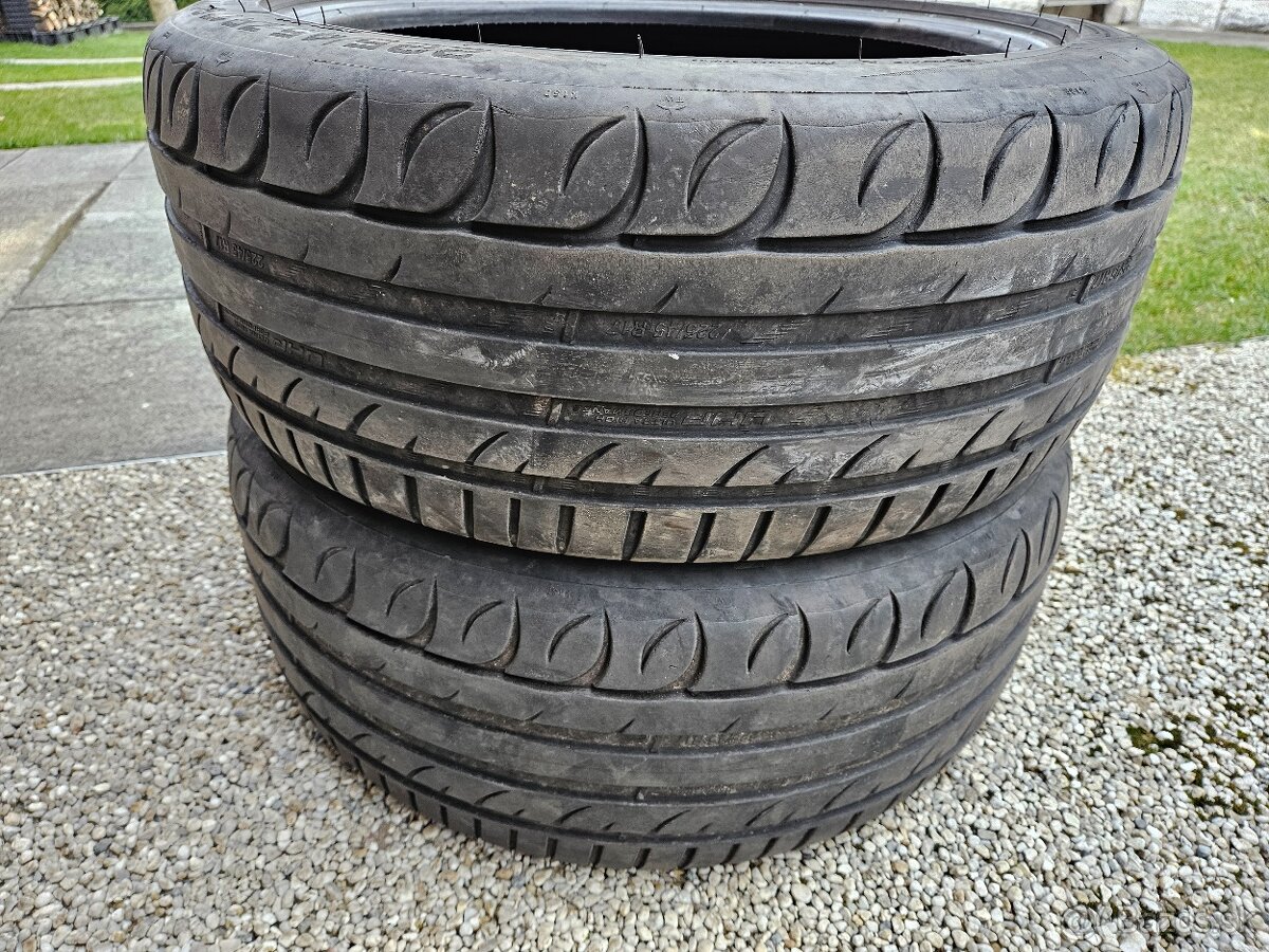 2 ks letné pneu 225/45R17 - 2
