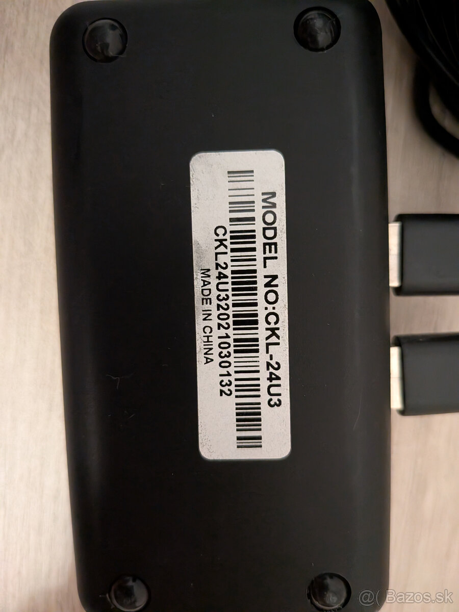 Predám KVM switch značky JideTech - 2