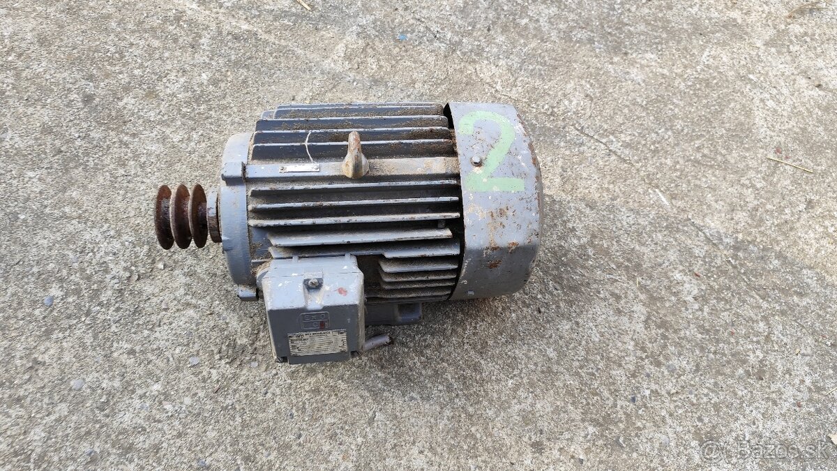 Elektromotor 1,5 kw 37 kg - 2