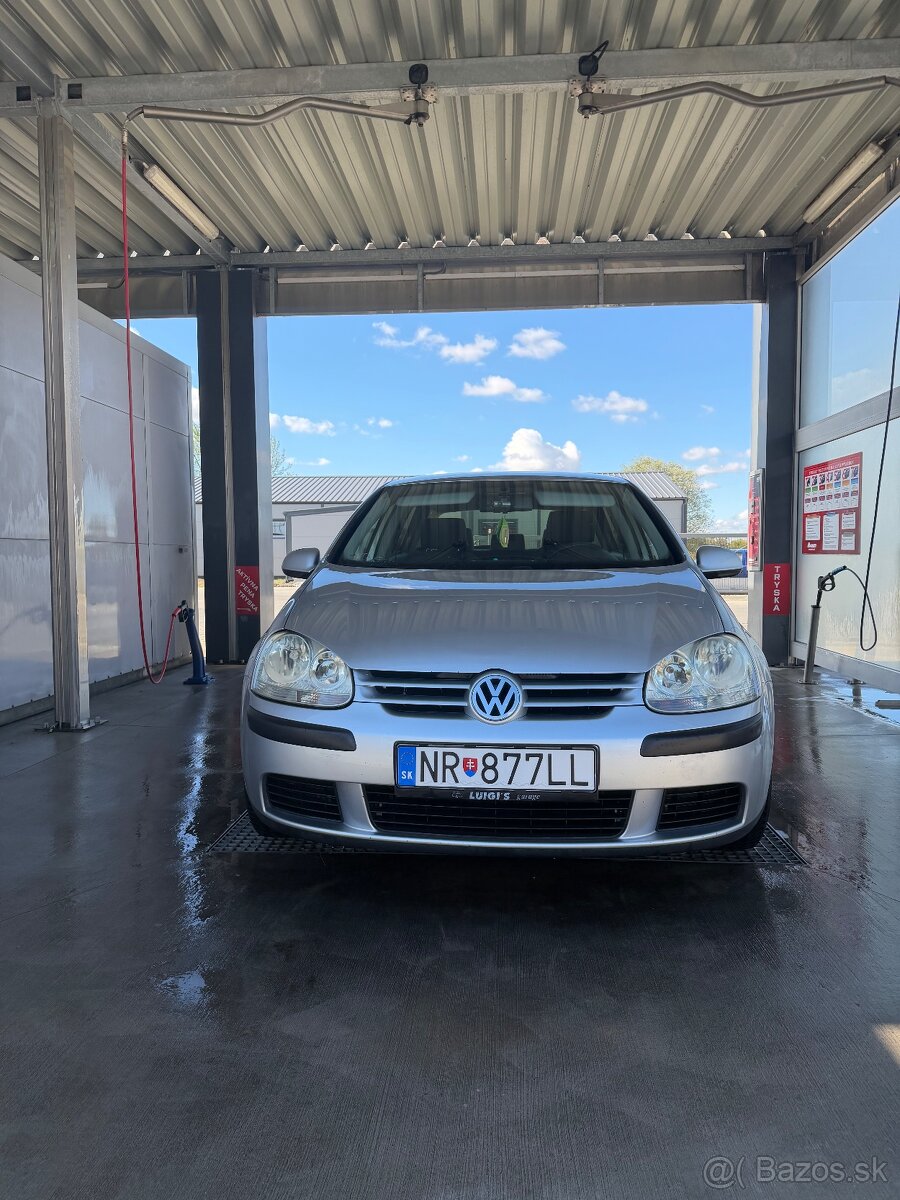 Golf 5 - 2