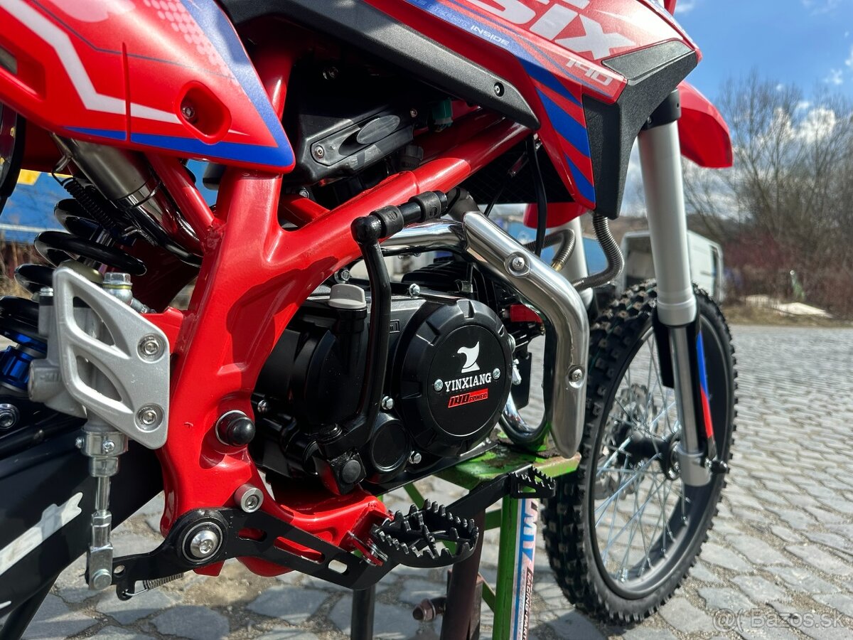 Pitbike ASIX XB68 125CM3 + El. štart, Predne svetlo