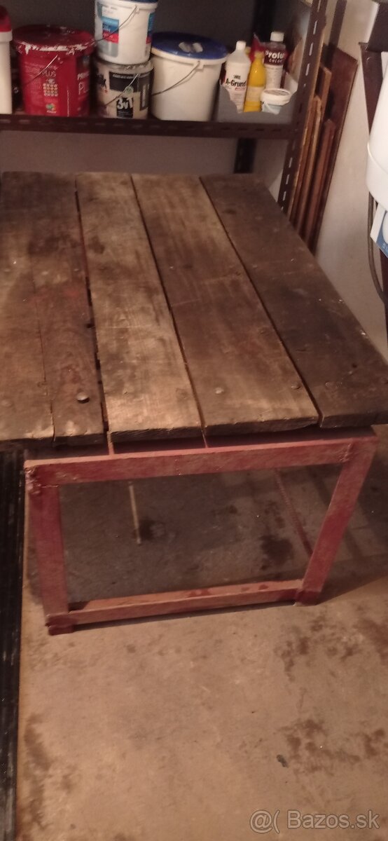 Dielenský stôl - 2
