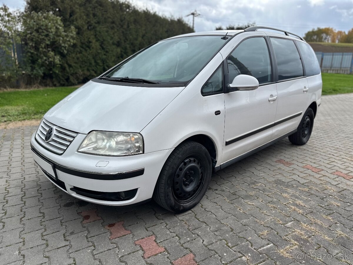 Volkswagen Sharan 2,0TDi 103Kw Comfortline 7 miest - 2