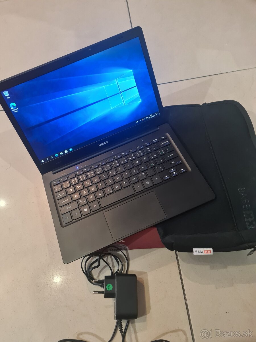 Notebook Umax Visionbook 12 WI - 2