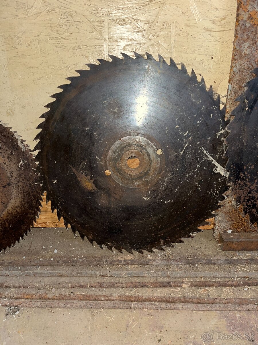 Predám 4 ks pílových kotúčov - 2
