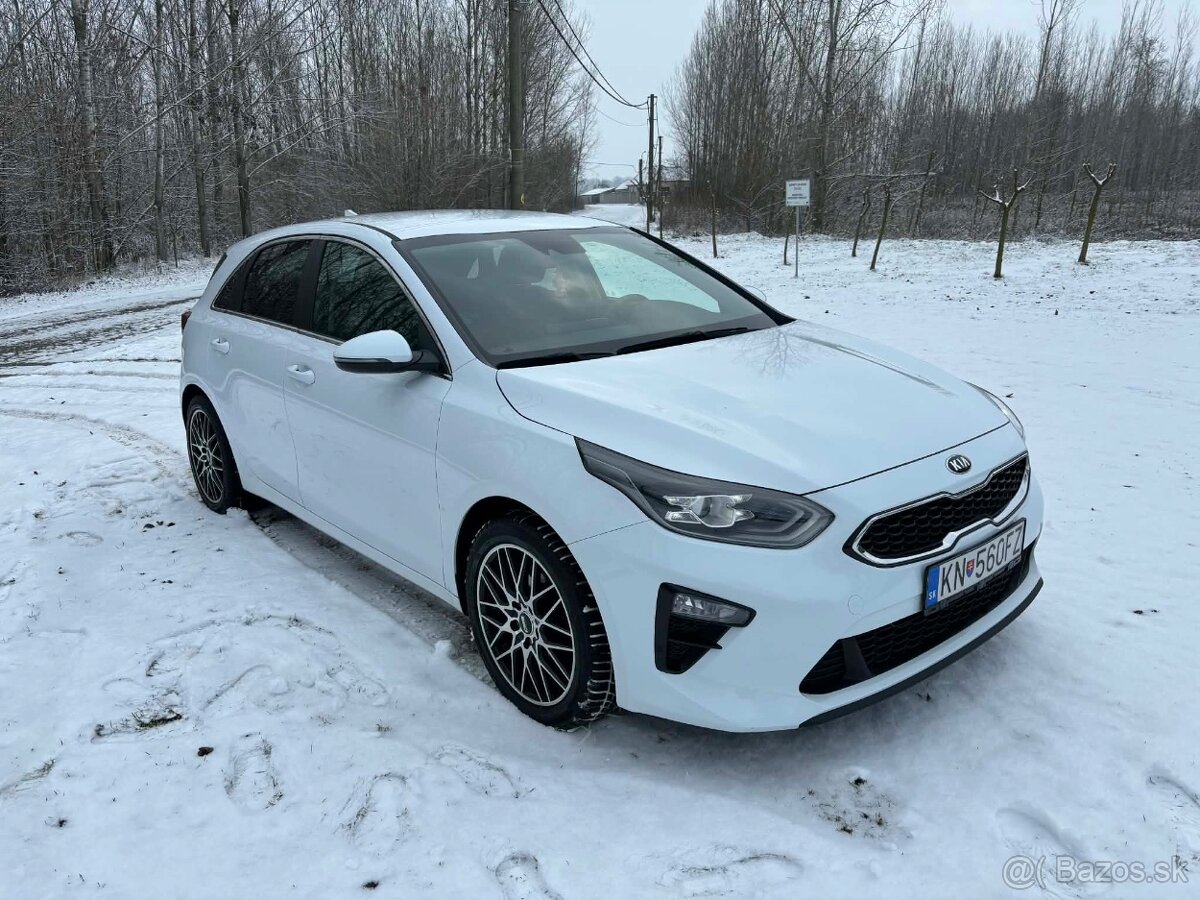 Kia Ceed 1.6 CRDi mHEV Gold - 2