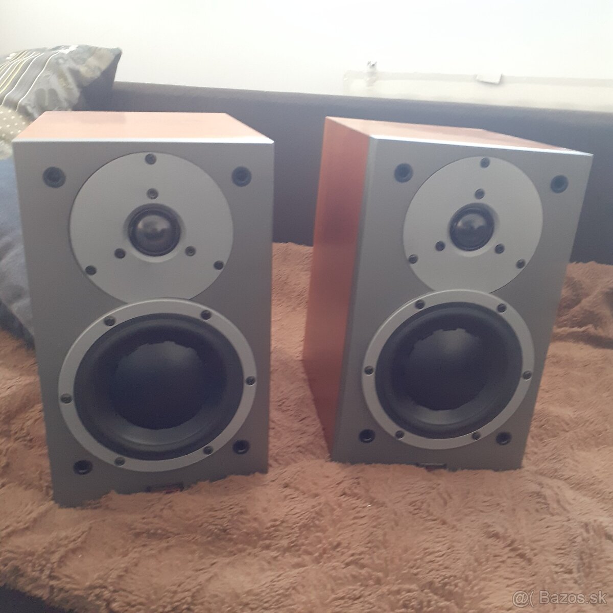 Predám reproduktory Dynaudio Audience-42 na foto - 2
