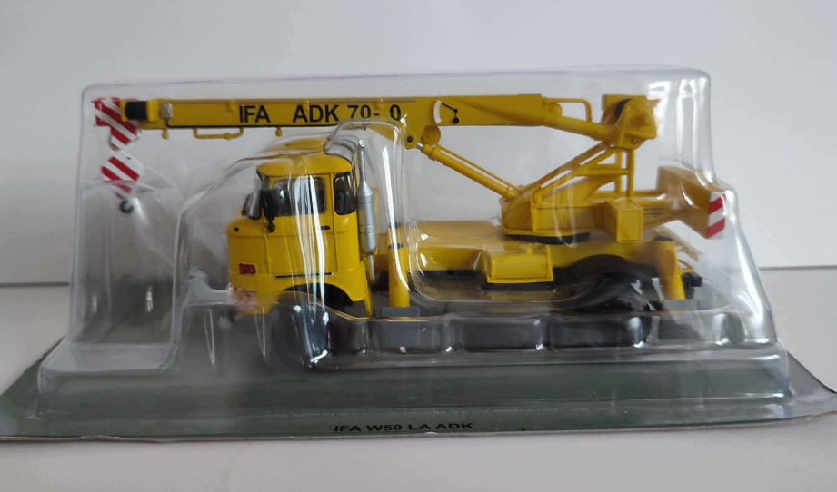 IFA W50 ADK 70 1:43 - 2