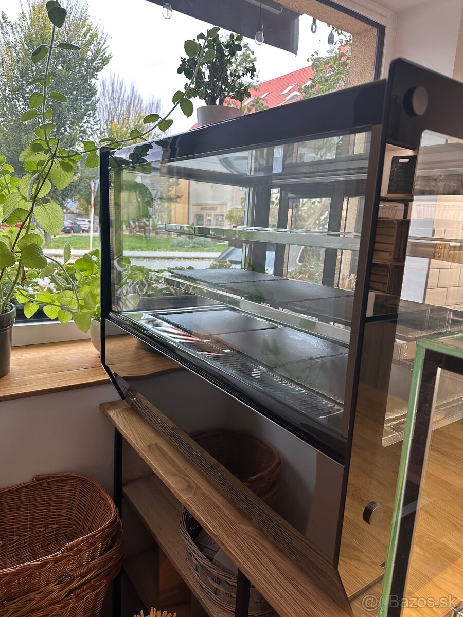 Stolová chladiaca vitrína - 2