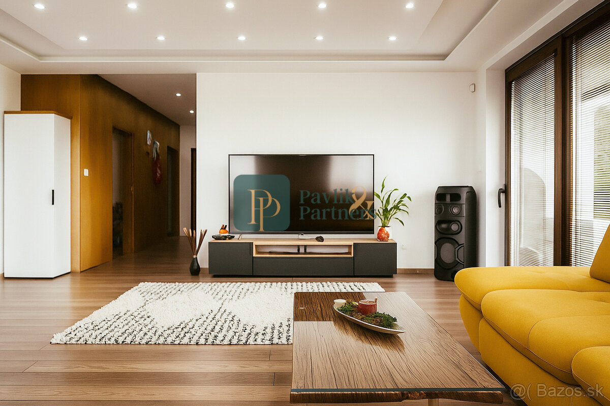 Predaj krásny zariadený 4 izbový rodinný dom, bazén, 760m2 p - 2