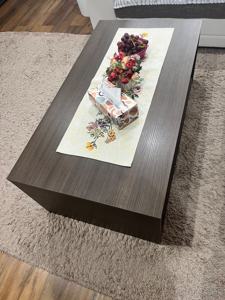 Obyvacia stena a stolik - 2