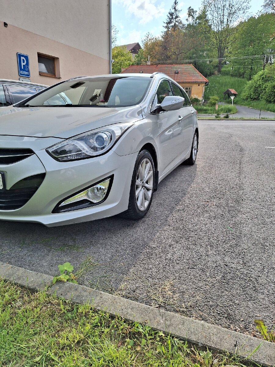 Hyundai i40 1.7 CRDI combi - 2