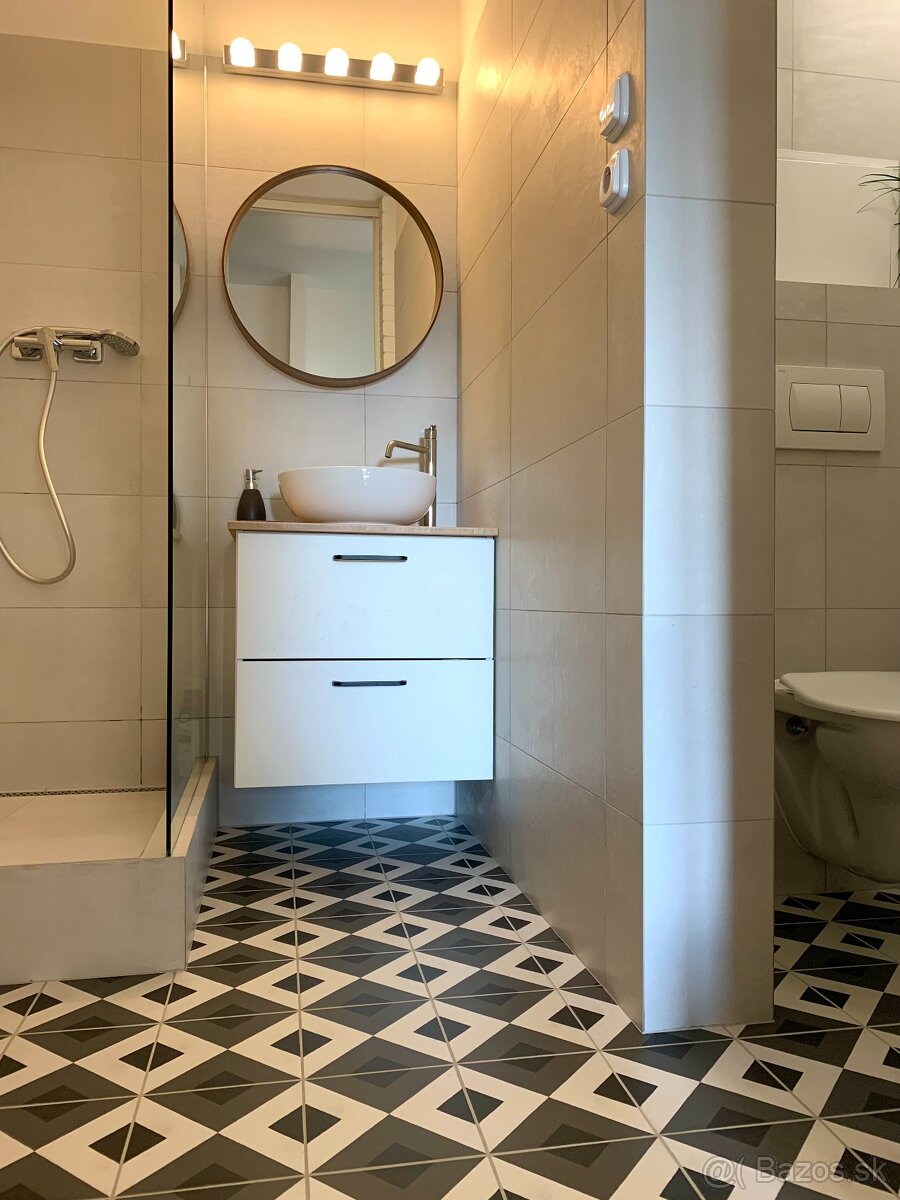 Predám 2-izbový pekný byt v lukratívnej lokalite - 2