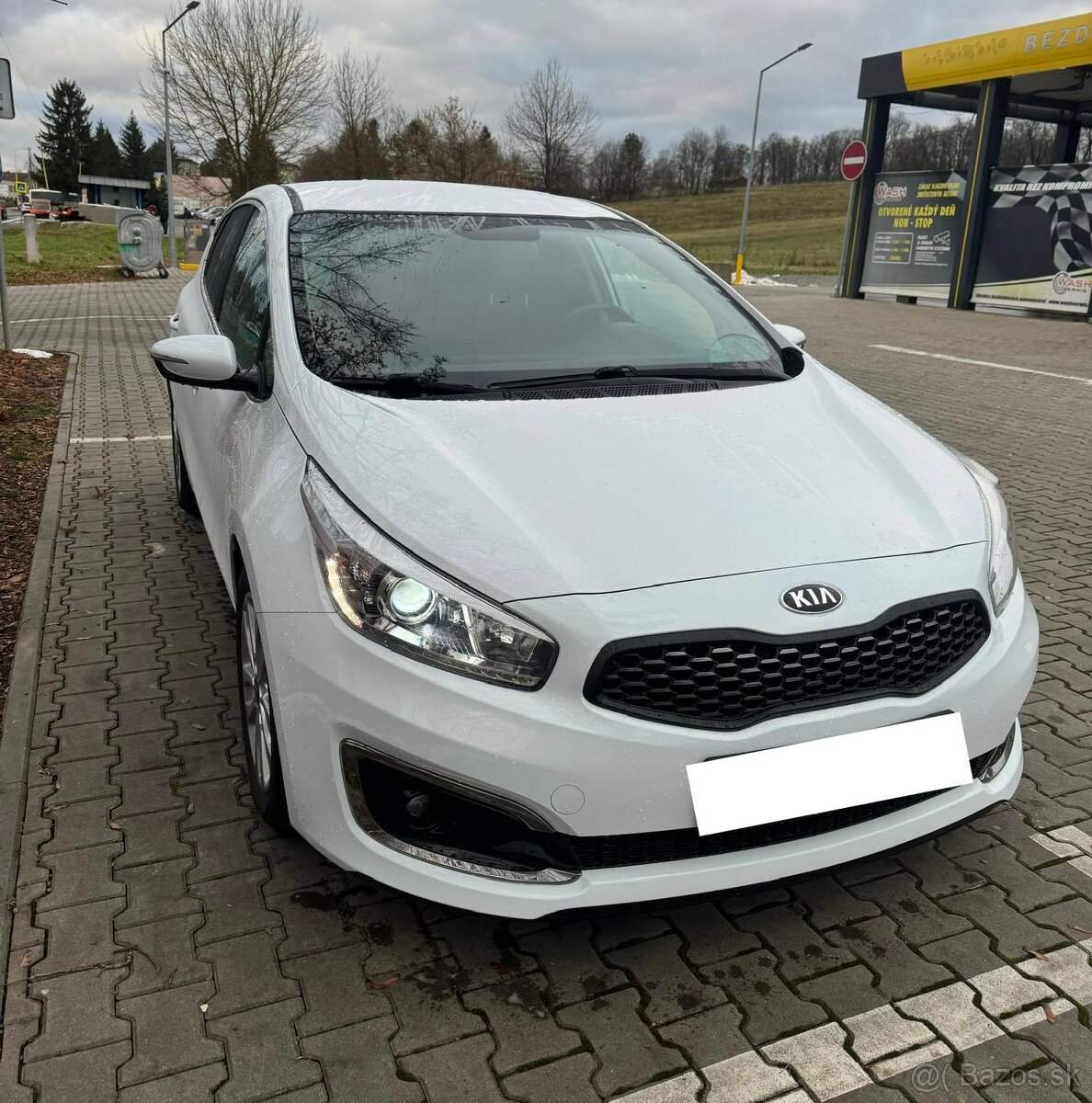 KIA CEED 1.6 GDi 99 kW - 2