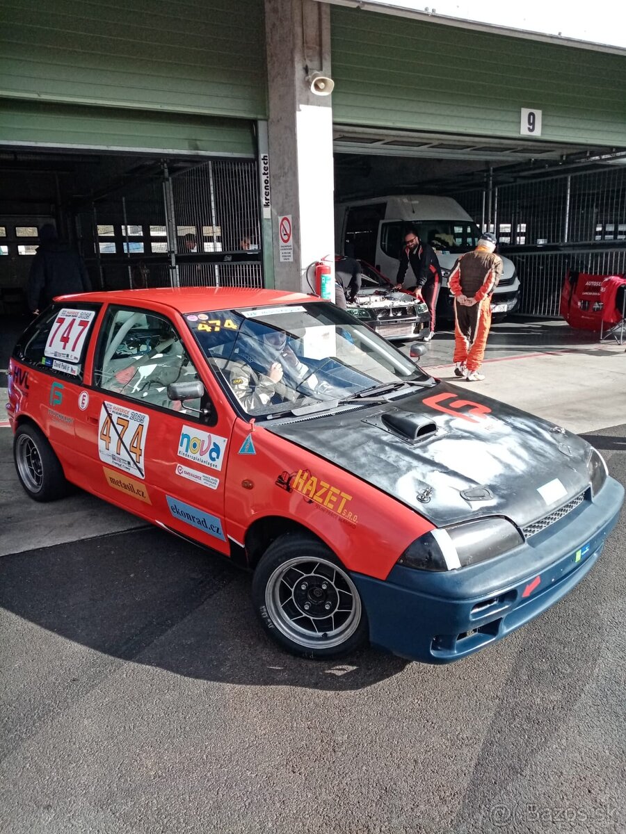 Suzuki swift gti - 2