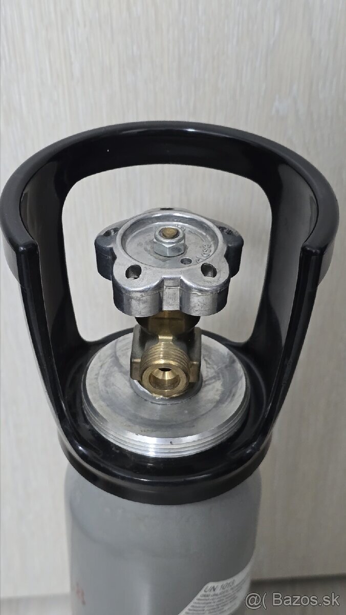 CO2 2L naplnená - 2