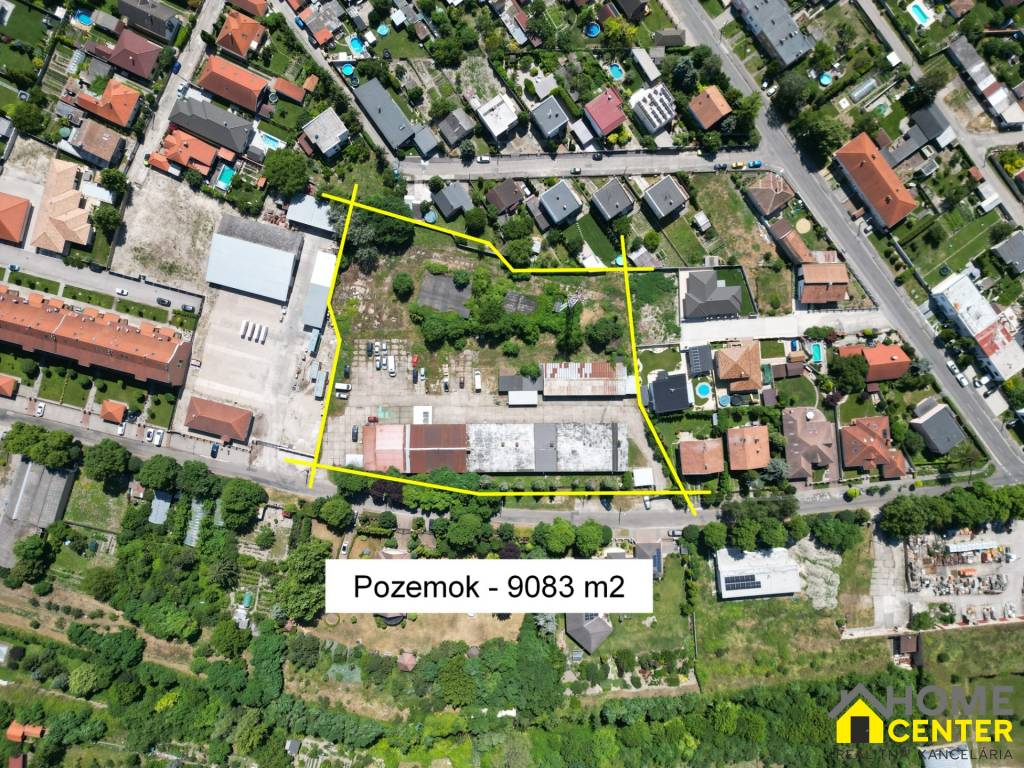 NA PREDAJ: PREVÁDZKOVÝ AREÁL, 8817 m2, KOMÁRNO - 2