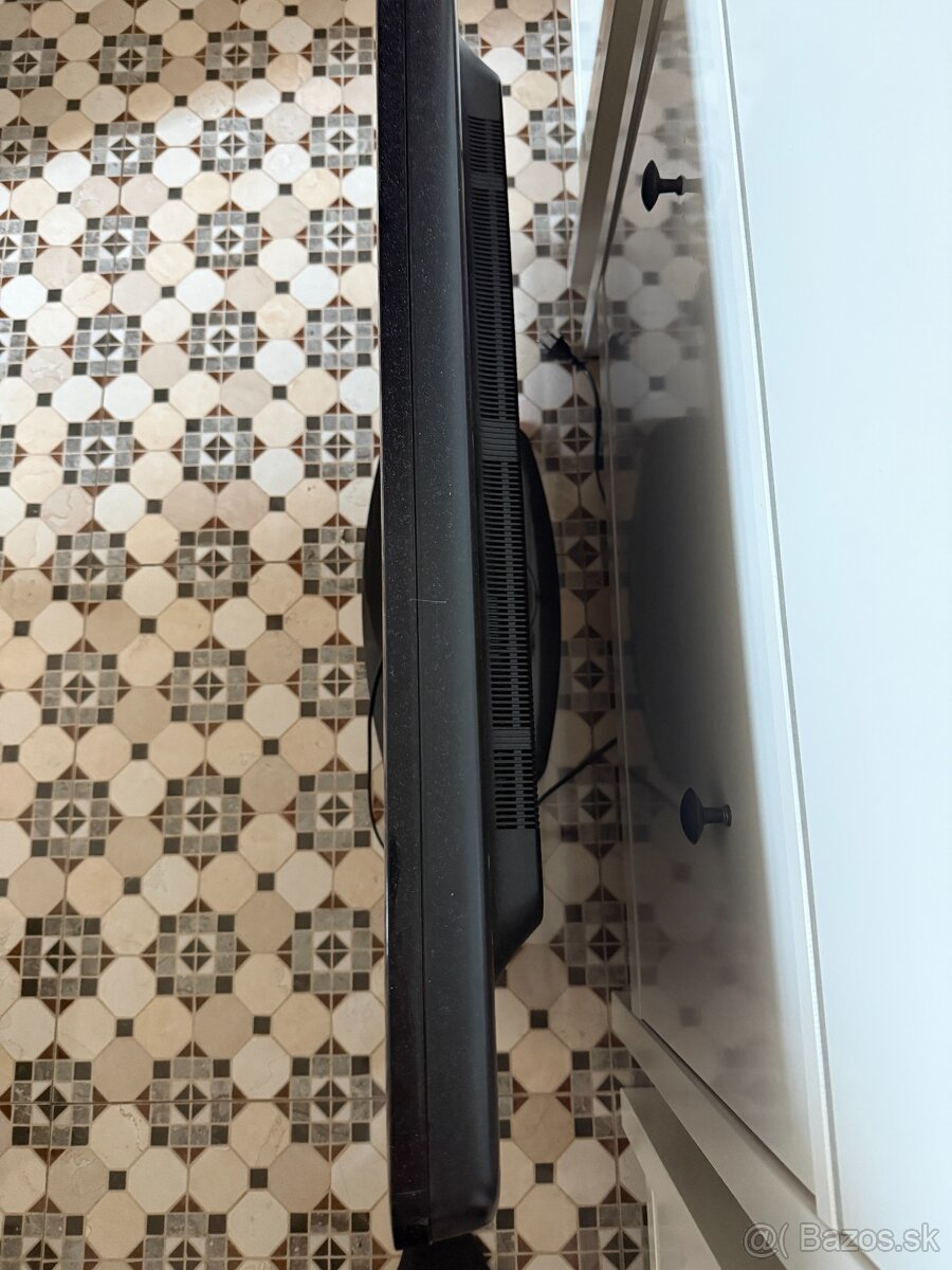 LCD TV Philips 37" - 2