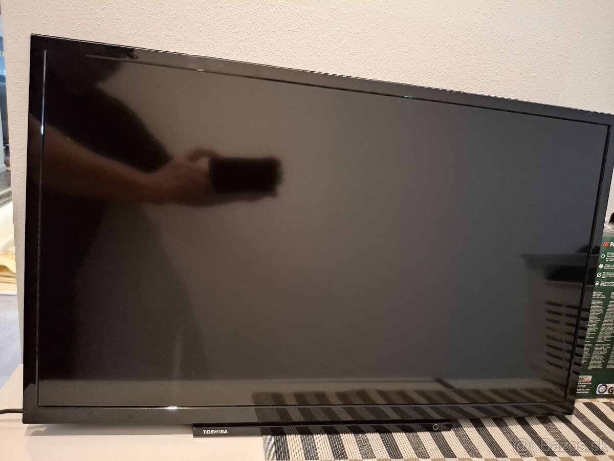 Predám TV TOSHIBA 32L3963DG - 2