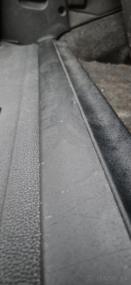 Roleta plato z kufra passat b6 - 2