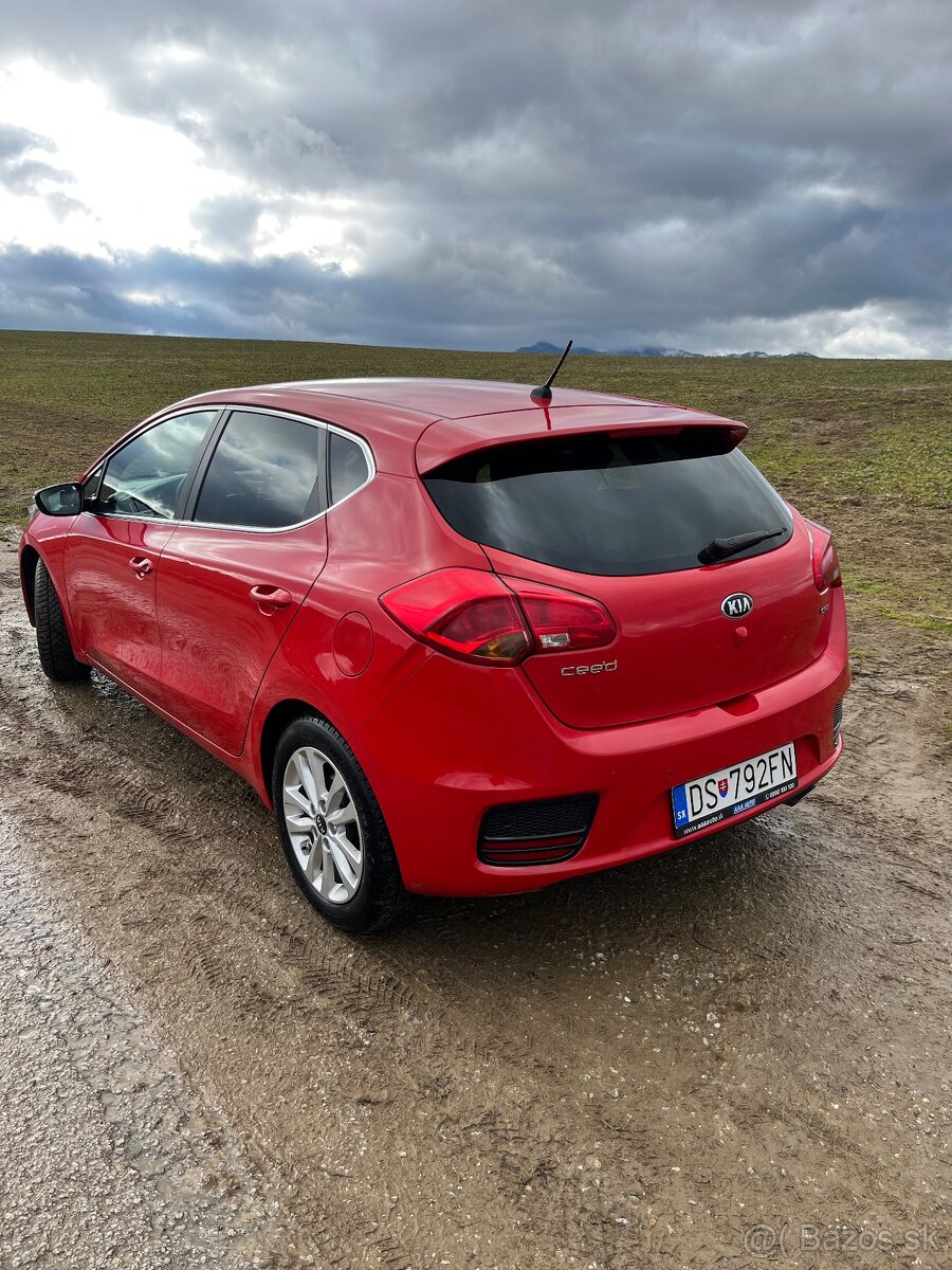 Kia Ceed 1.6 CRDi Gold - 2